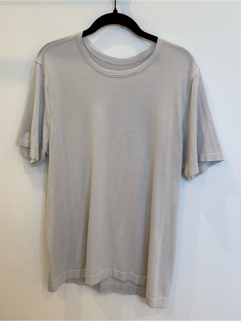 lululemon athletica Light Grey Short Sleeve Crew